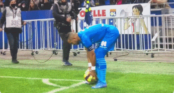 CBA广东队连续四场胜利，状态火热