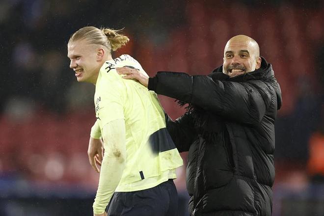 赫莱布的运球？简直是犯罪（赫莱布的盘带？堪称犯规级表现）