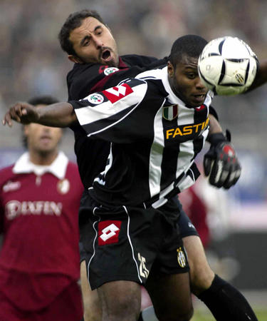 每体：贝西克塔斯已考虑引进奥尔特加，特狮的未来仍悬而未决（每体：贝西克塔斯考虑签下奥尔特加，特尔施特根去留成疑）