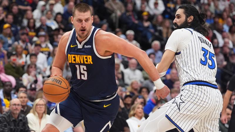 英媒：曼联对多特边锋阿德耶米感兴趣，但球员倾向于加盟阿森纳（英媒称曼联相中多特翼锋阿德耶米，球员更青睐投奔阿森纳）