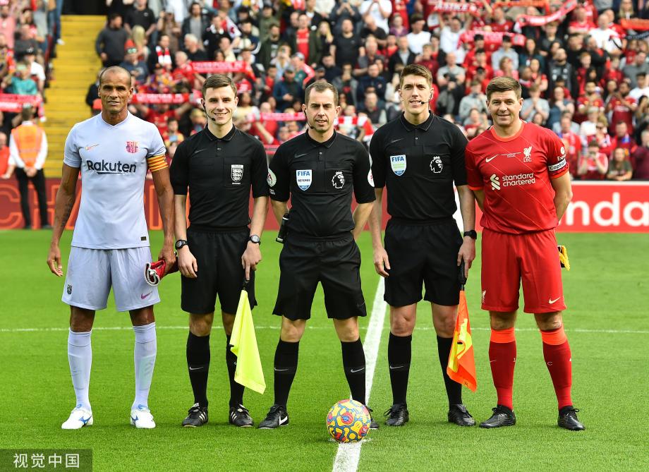 记者：昨晚阿代米和于根伟指导聊了挺久，阿代米哭了（记者：阿代米昨夜与于根伟长谈后落泪）