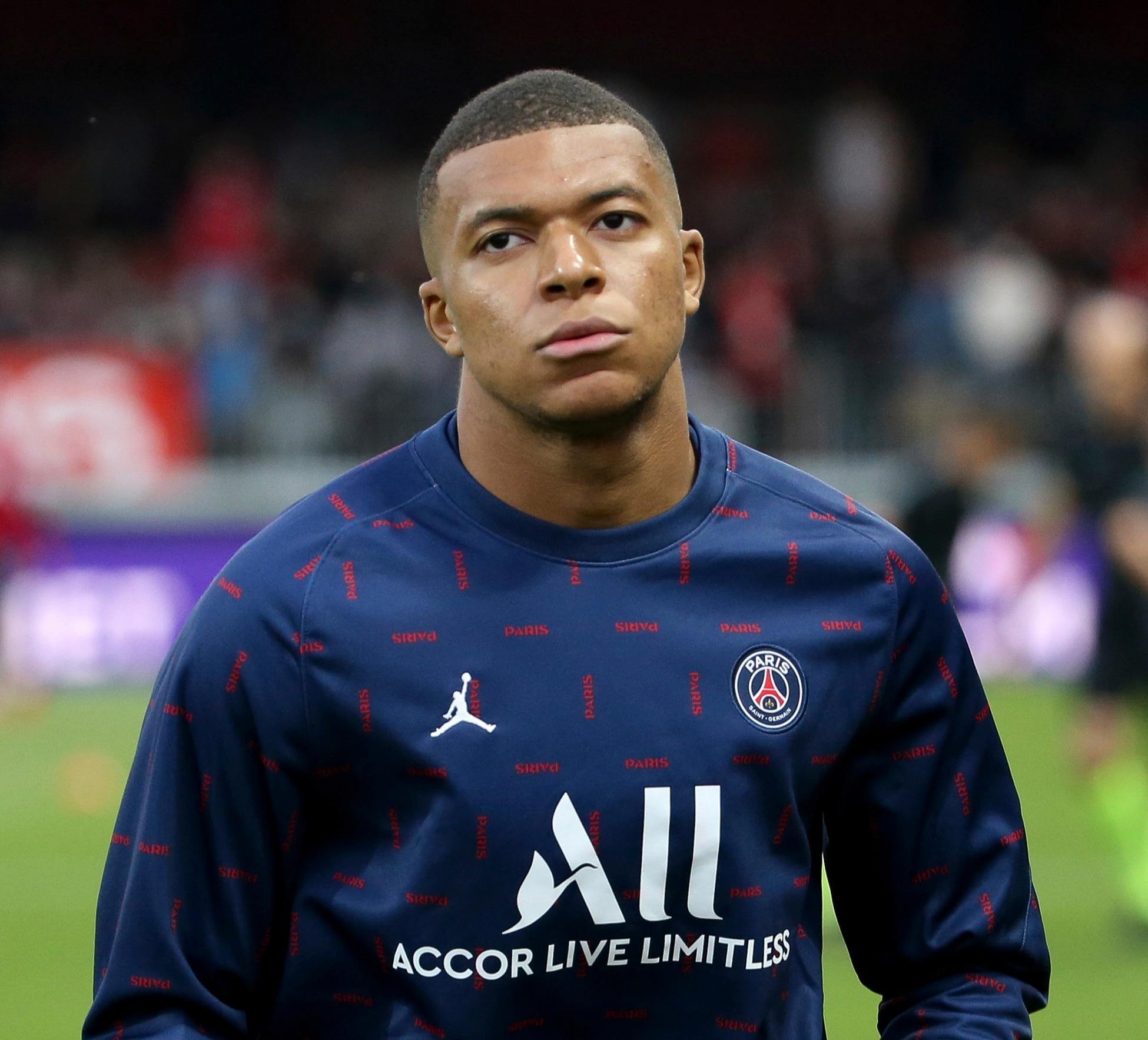 瓦尔加斯小彩娃发威！费内巴切五局击败瓦基弗夺土超杯（瓦尔加斯火力全开！费内巴切五局力克瓦基弗加冕土超杯）