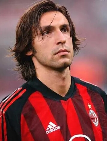 阿莫林谈梅努：他是曼联的未来 没替代者很难放他离队（阿莫林：梅努是曼联的未来，未找到替代者难以放行）