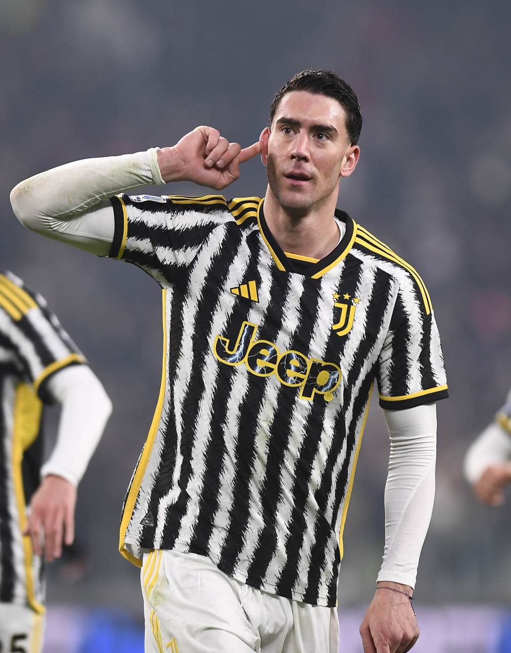 球报：尤文和曼市双雄有意尤尔曼德，后者被葡体定价约6000万欧（球报称：尤文与曼市双雄有意尤尔曼德，葡体要价约6000万欧元）