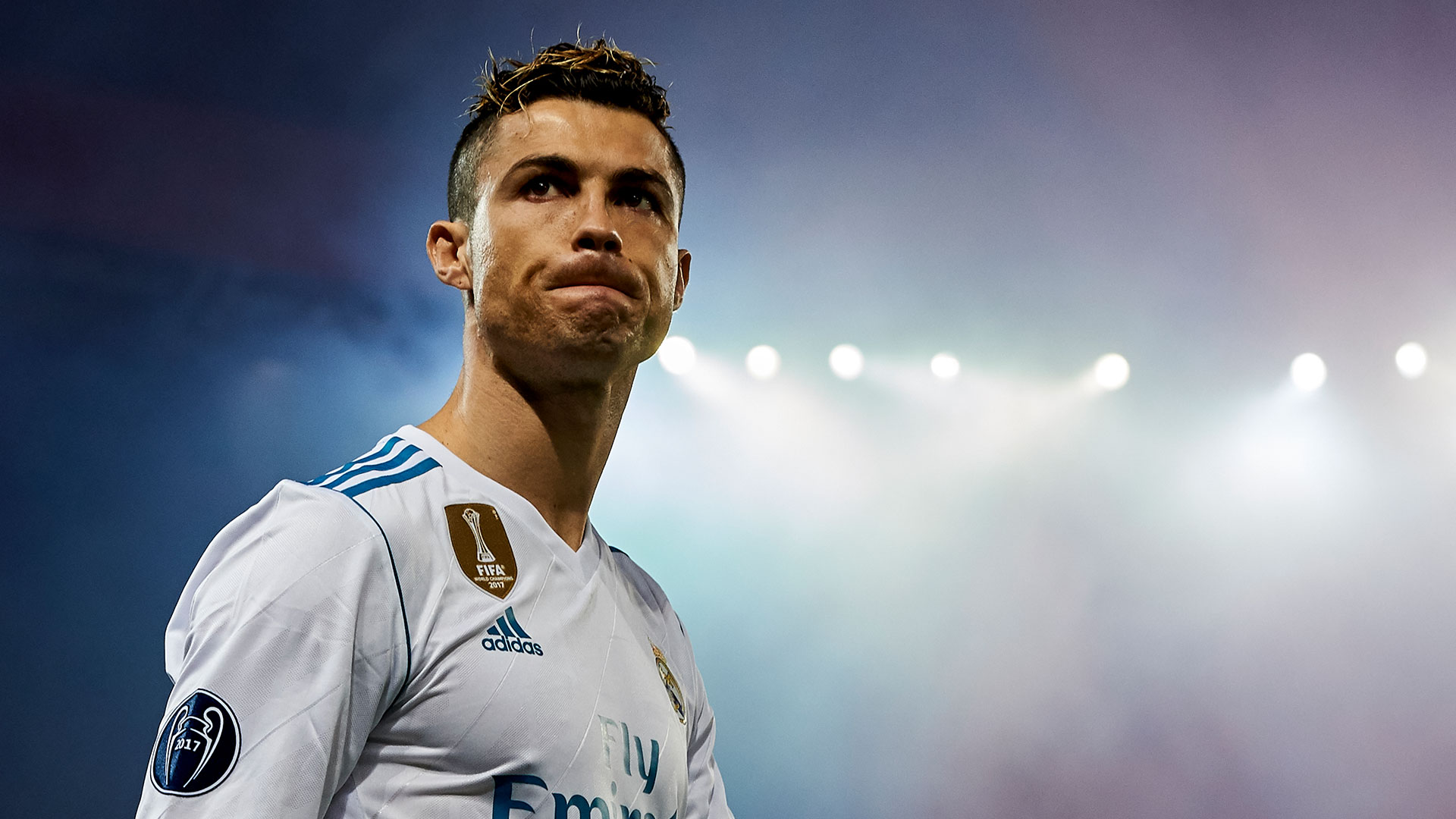 记者：申花本周二结束假期，重新集结备战今年的亚冠收官战（申花周二收假归队，重启集训冲刺本赛季亚冠收官战）